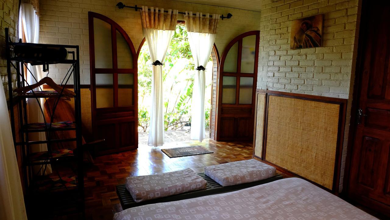 אנטסירבה Eco Lodge Les Chambres Du Voyageur מראה חיצוני תמונה