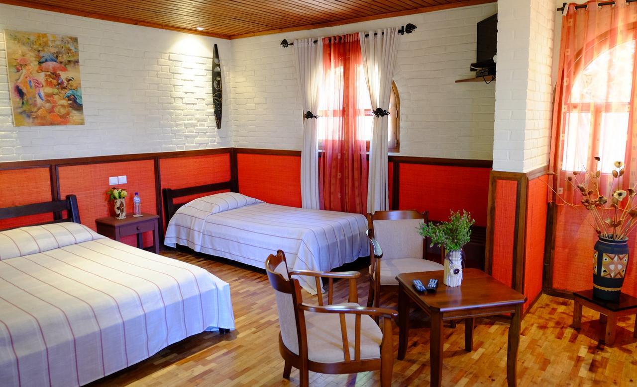 אנטסירבה Eco Lodge Les Chambres Du Voyageur מראה חיצוני תמונה